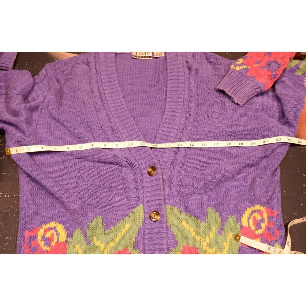 Vintage Levis Travelers Cardigan Sweater Flower Berries Taylor Women Size Medium - Picture 6 of 7